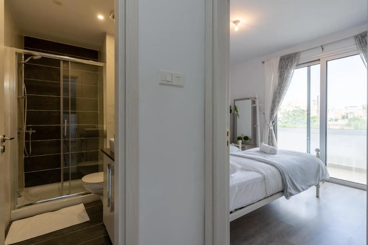 شقة Brightly Lit 1- Br In لارنكا